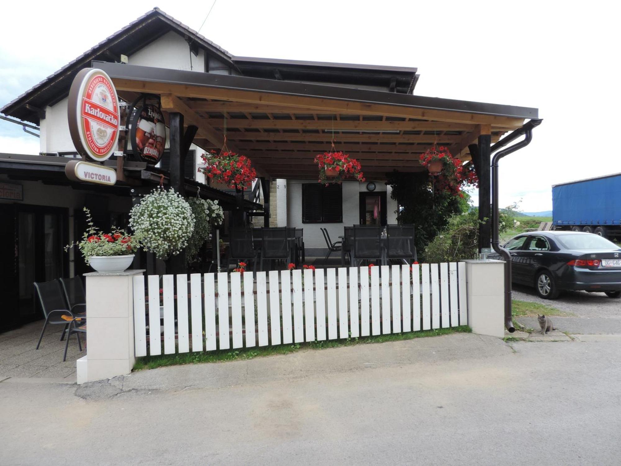 Bed And Breakfast Victoria Ogulin Exterior foto