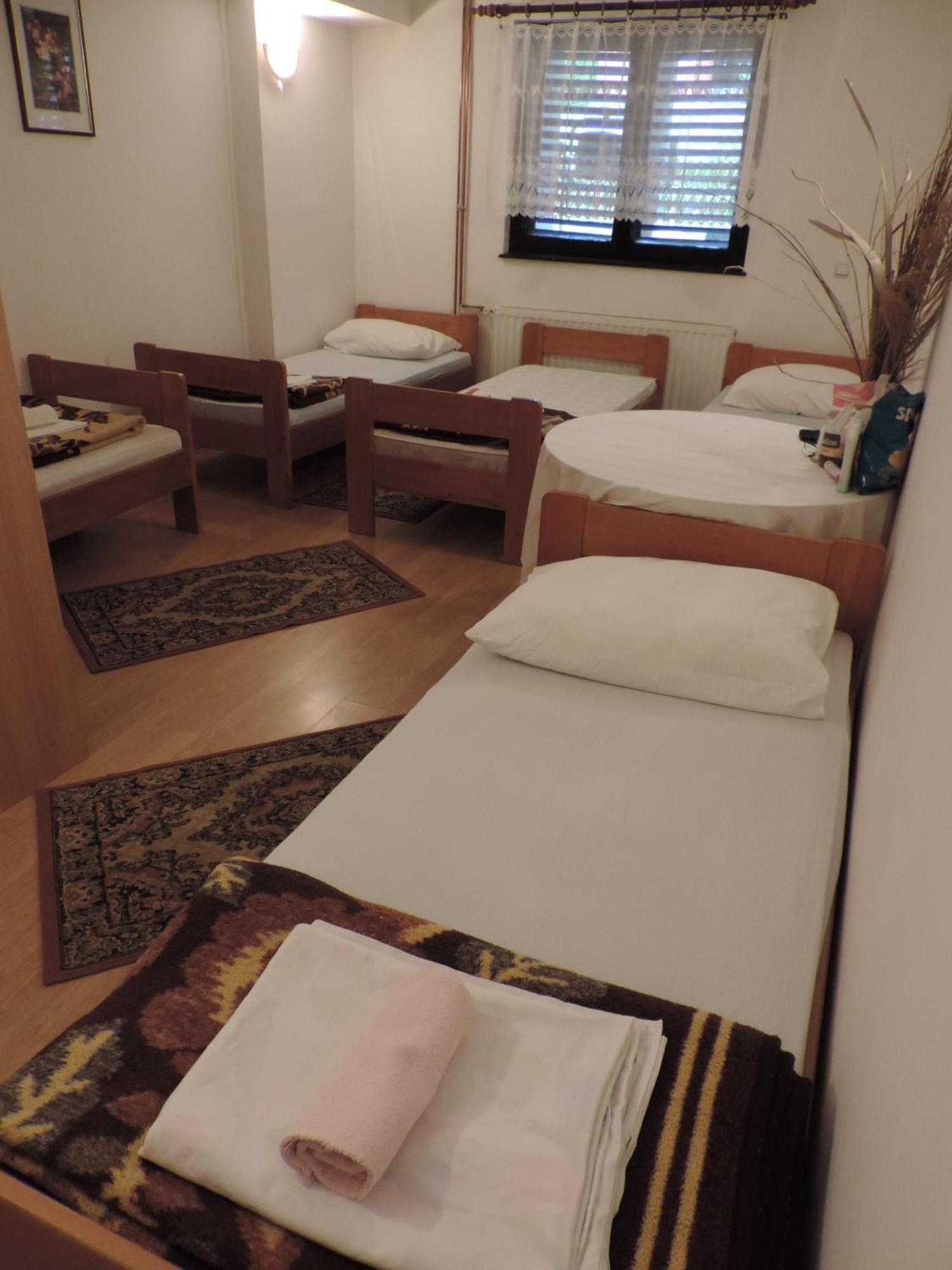 Bed And Breakfast Victoria Ogulin Exterior foto